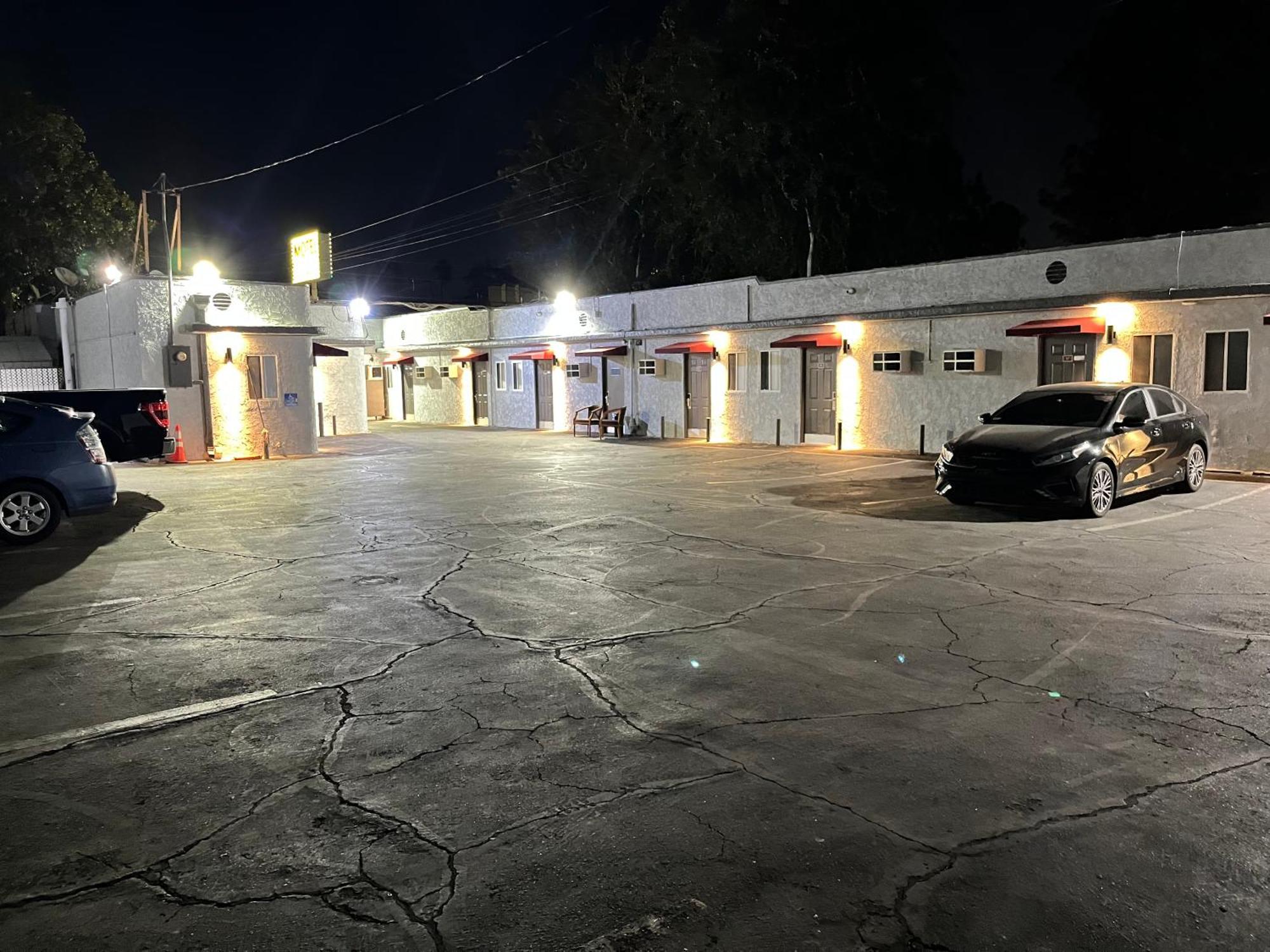 Griffith Park Motel, In Los Angeles Hollywood Area Глендейл Экстерьер фото